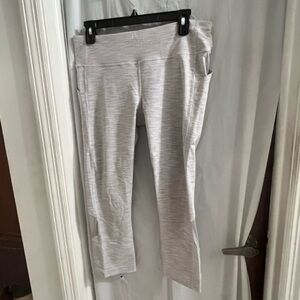 Lululemon gray pace rival crop leggings luxtreme stripe size 10